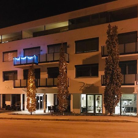Zimmer - Modernes Apartment Mit 45 Qm. シュトラウビング エクステリア 写真