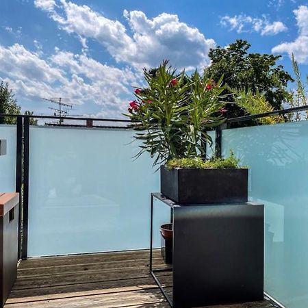 Zimmer - Modernes Apartment Mit 45 Qm. シュトラウビング エクステリア 写真