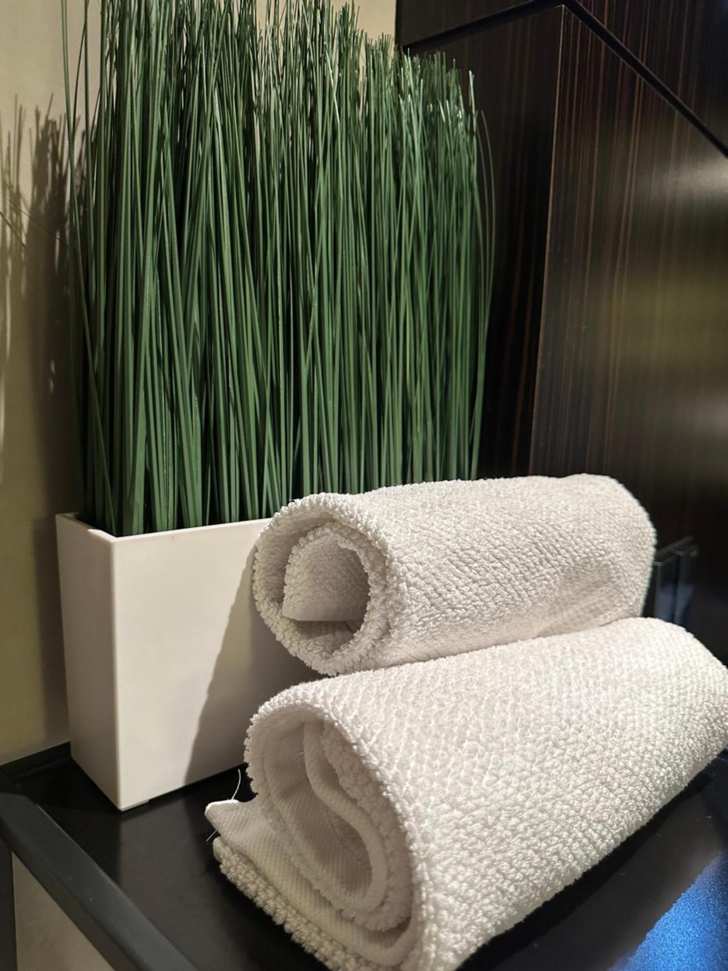Zimmer - Modernes Apartment Mit 45 Qm. シュトラウビング エクステリア 写真